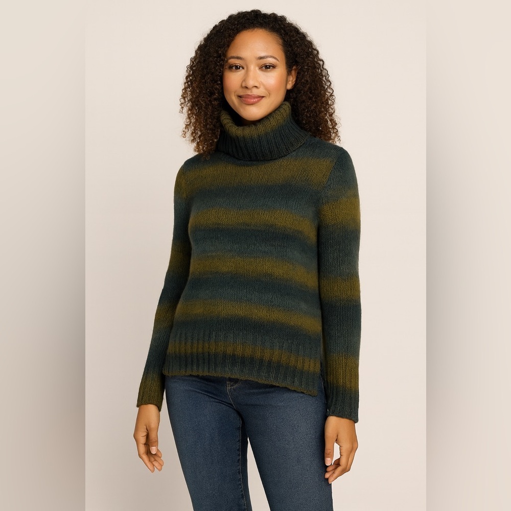 ST. JOHN’S BAY | Vintage Bay Green and Brown Striped Turtleneck Sweater